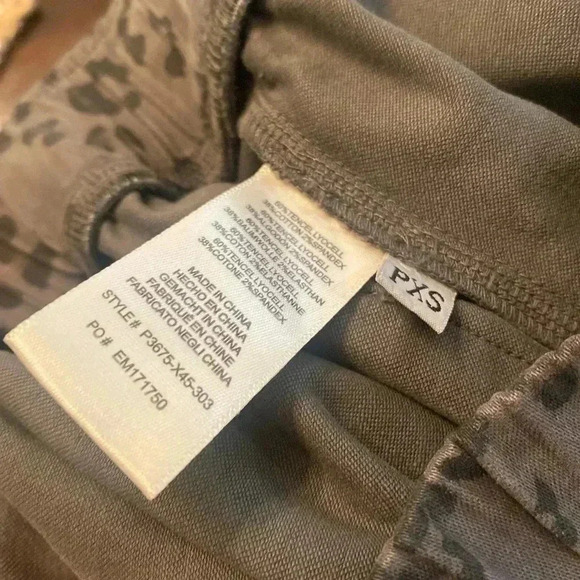 Cloth & Stone for Anthropologie Animal Print Petite Joggers size XS - Picture 6 of 6